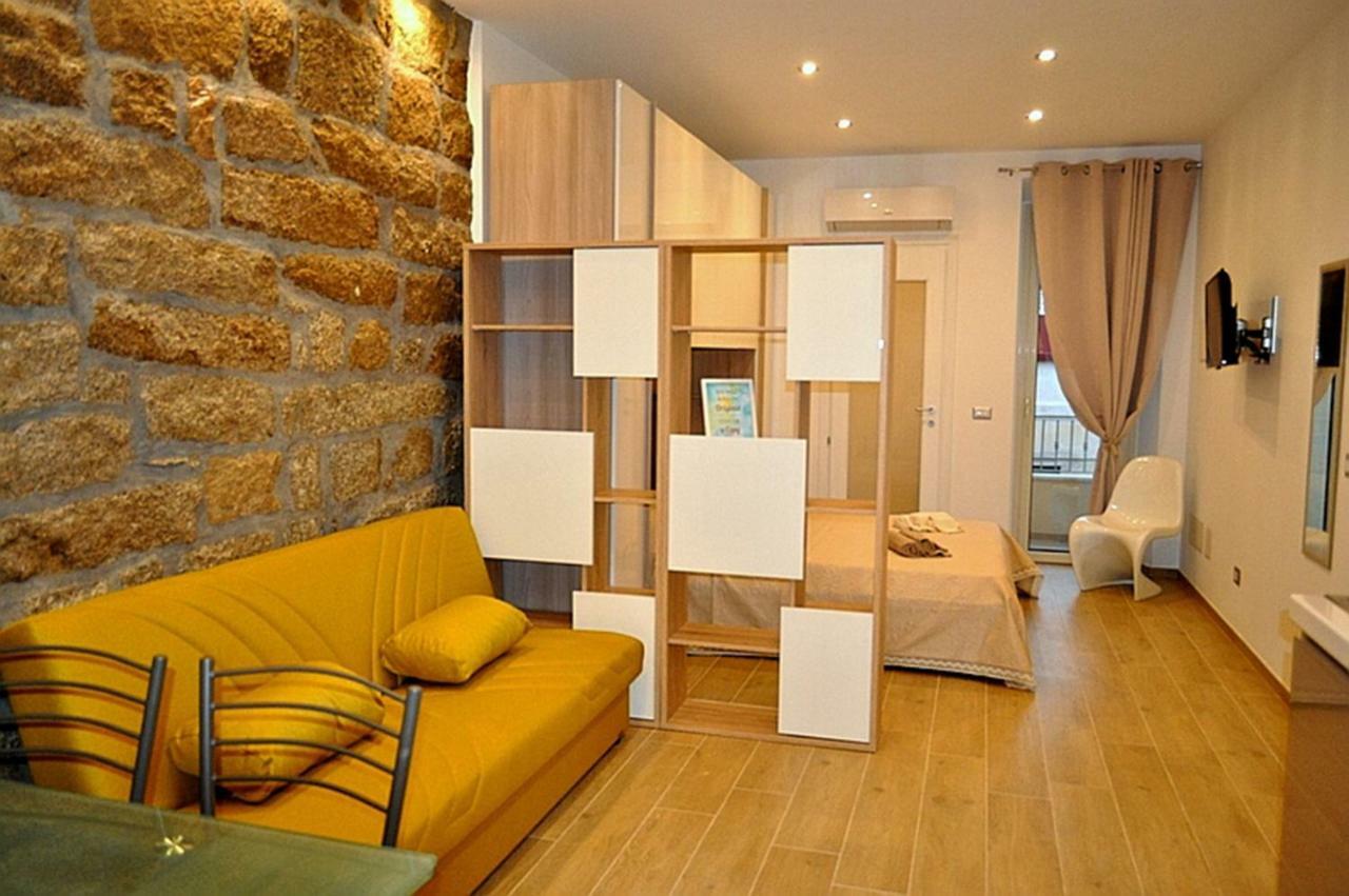 Residenze Civitas Olbia Bagian luar foto